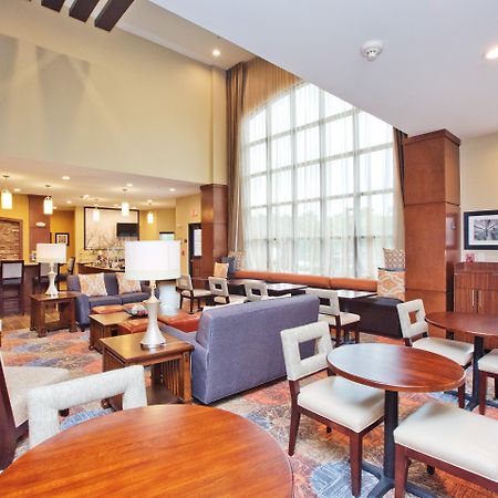 Staybridge Suites Austin South Interstate Hwy 35 By Ihg Exterior photo